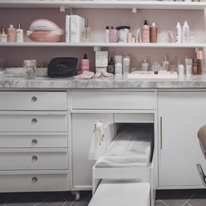 راهنمای ایجاد یک اتاق فیشیال بهداشتی و حرفه‌ای